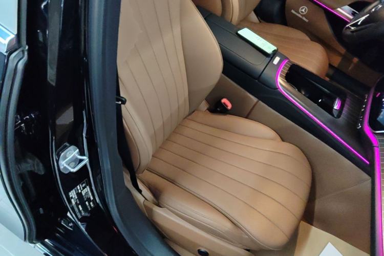 Used Mercedes-Benz E-Class 2024 Refresh E 300 L Stylish Edition Right Front Seat