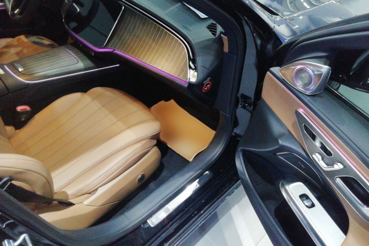 Used Mercedes-Benz E-Class 2024 E 300 L Stylish Model Right Front Seat
