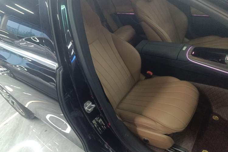 Used Mercedes-Benz E-Class 2024 E 300 L Stylish Model Right Front Seat