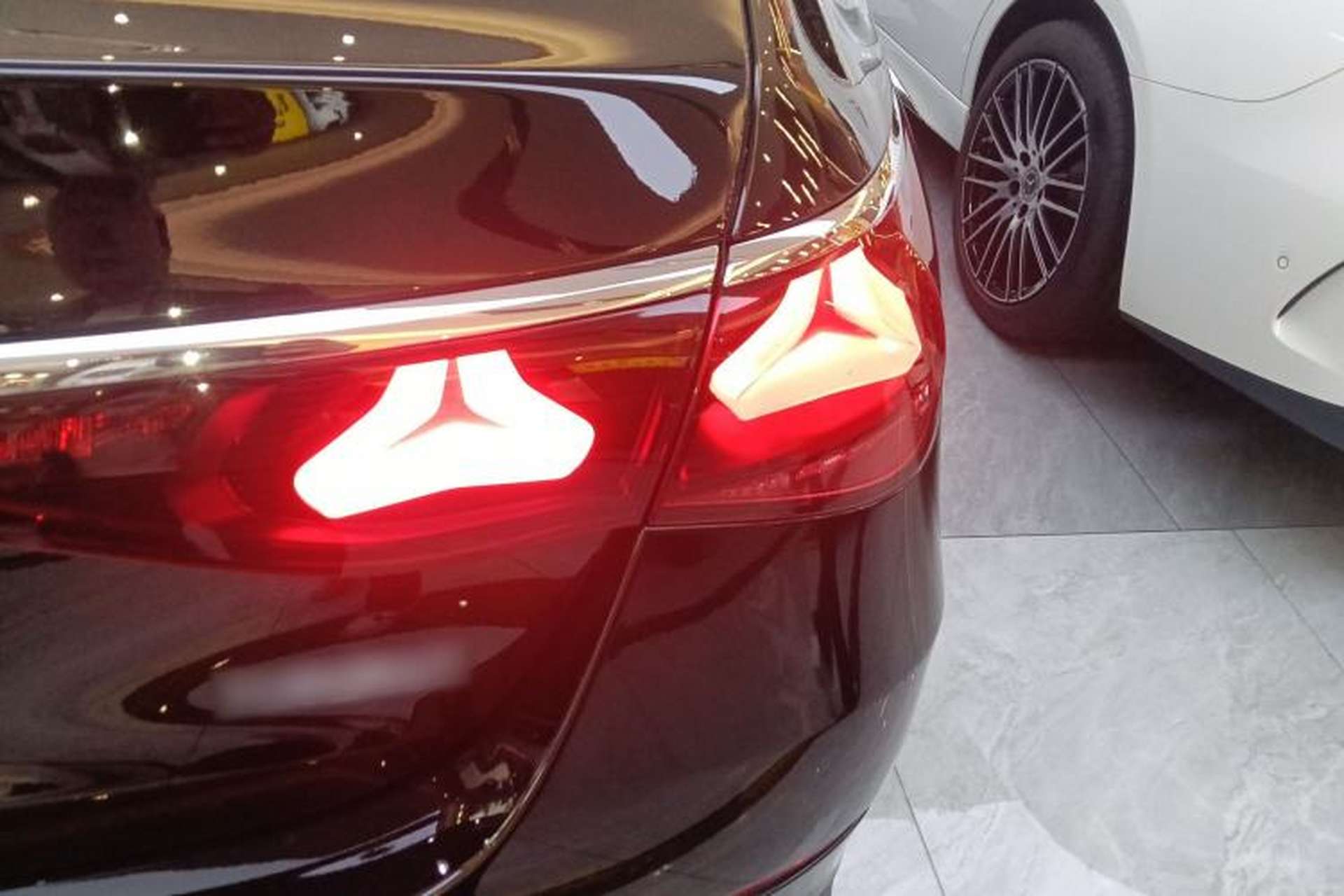 Used Mercedes-Benz E-Class 2024 Facelift E 300 L Fashion Sport Edition Right Rear Taillight