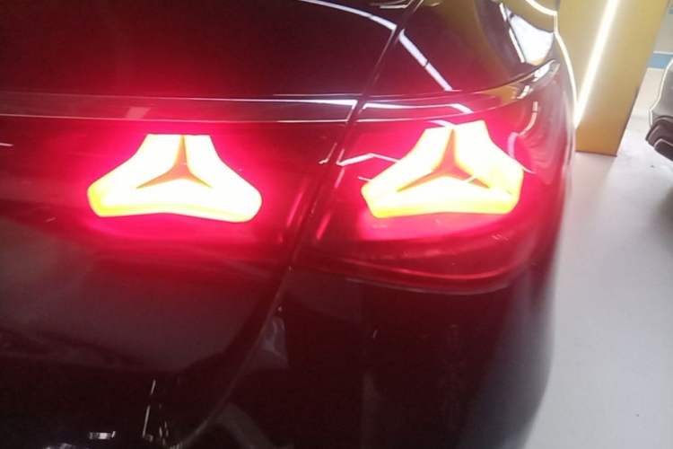 Used Mercedes-Benz E-Class 2024 E 300 L Stylish Model Right Rear Taillight