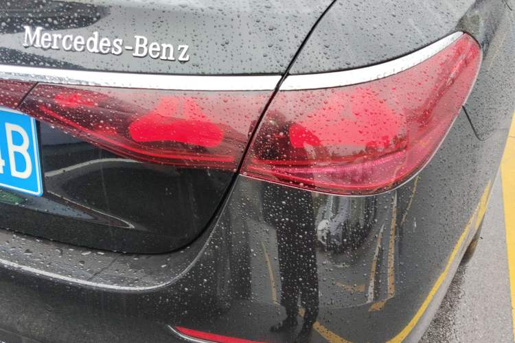Used Mercedes-Benz E-Class 2024 Refresh E 300 L Stylish Edition Right Rear Taillight