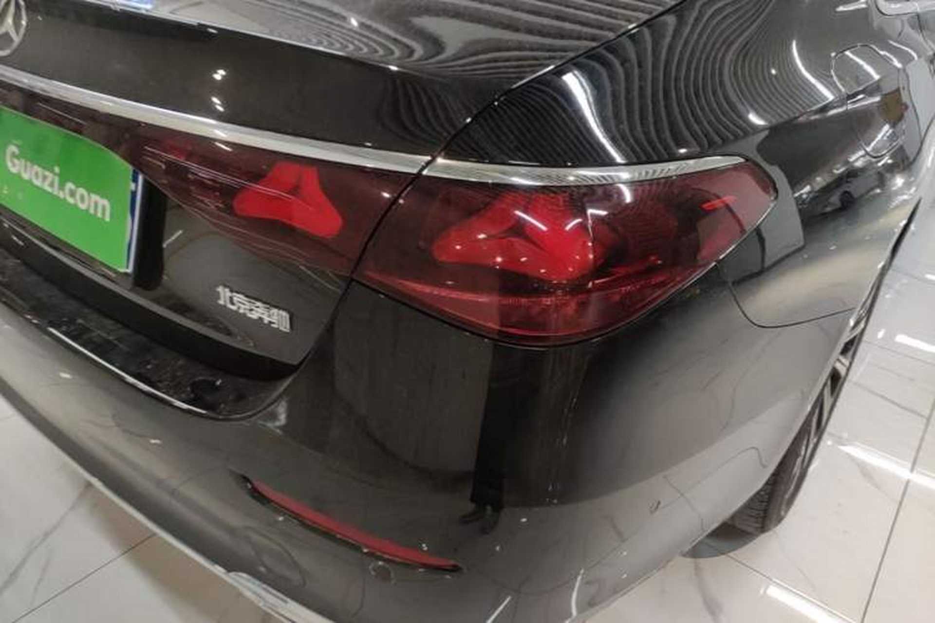 Used Mercedes-Benz E-Class 2024 E 300 L Luxury Model Right Rear Taillight