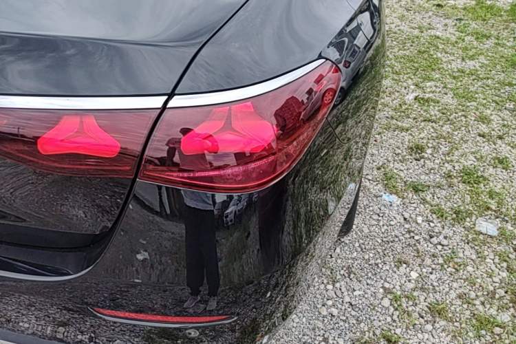 Used Mercedes-Benz E-Class 2024 E 260 L Right Rear Taillight