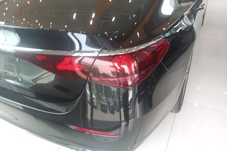 Used Mercedes-Benz E-Class 2024 E 300 L Stylish Model Right Rear Taillight