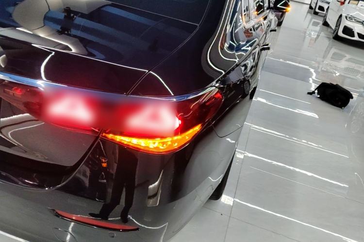 Used Mercedes-Benz E-Class 2024 Refresh E 300 L Stylish Edition Right Rear Taillight