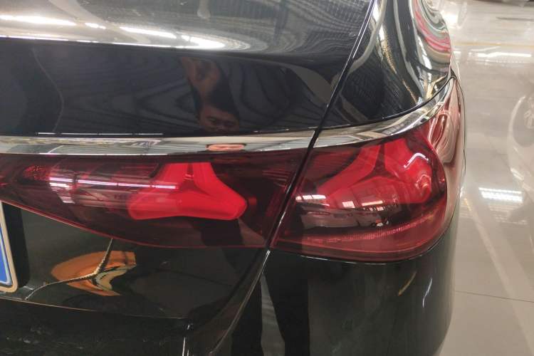 Used Mercedes-Benz E-Class 2024 E 300 L Luxury Model Right Rear Taillight