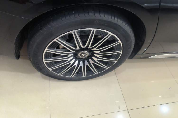 Used Mercedes-Benz E-Class 2024 Refresh E 300 L Stylish Edition Right Rear Wheel Hub