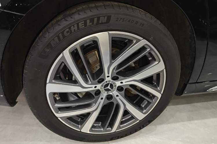 Used Mercedes-Benz E-Class 2024 Refresh E 300 L Stylish Edition Right Rear Wheel Hub