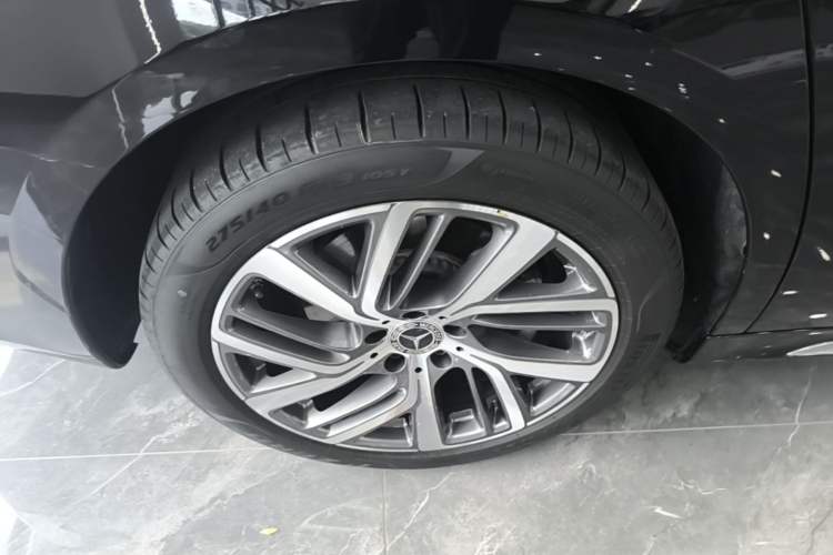 Used Mercedes-Benz E-Class 2024 Refresh E 300 L Stylish Edition Right Rear Wheel Hub