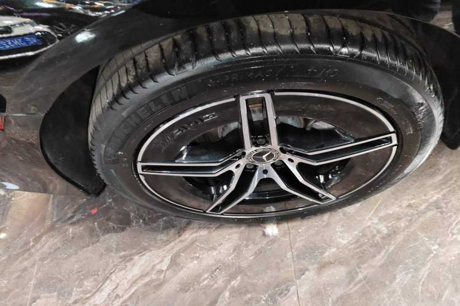 Used Mercedes-Benz E-Class 2024 E 260 Sport Edition Right Rear Wheel Hub