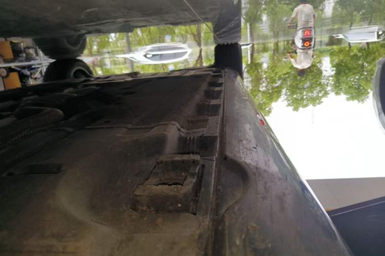 Used Mercedes-Benz E-Class 2024 E 260 L Right Side Sill