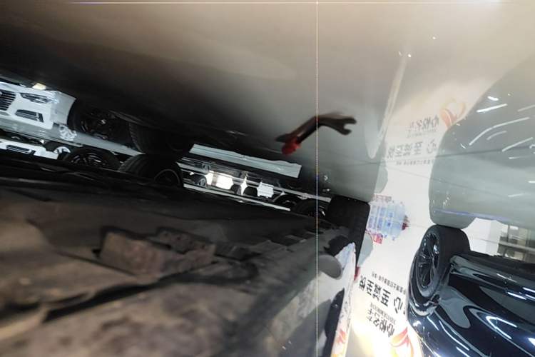 Used Mercedes-Benz E-Class 2024 Facelift E 300 L Luxury Edition Right Side Sill