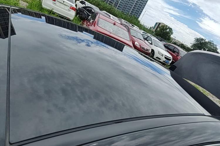 Used Mercedes-Benz E-Class 2024 E 260 L Roof