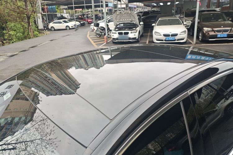 Used Mercedes-Benz E-Class 2024 E 300 L Stylish Model Roof