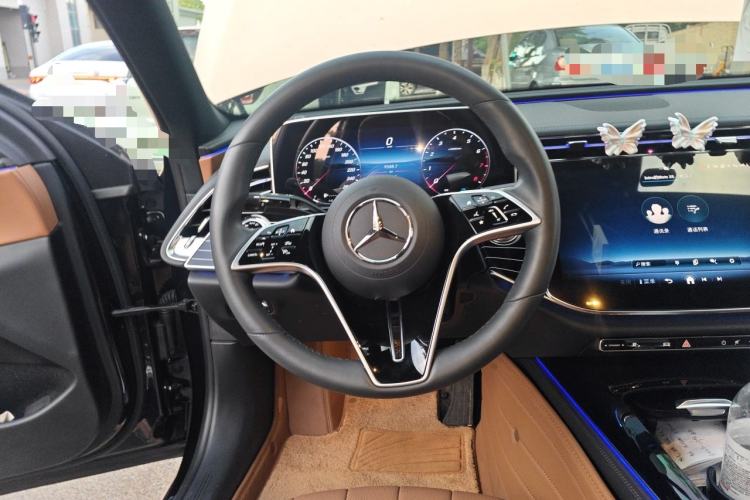 Used Mercedes-Benz E-Class 2024 E 260 L Steering Wheel