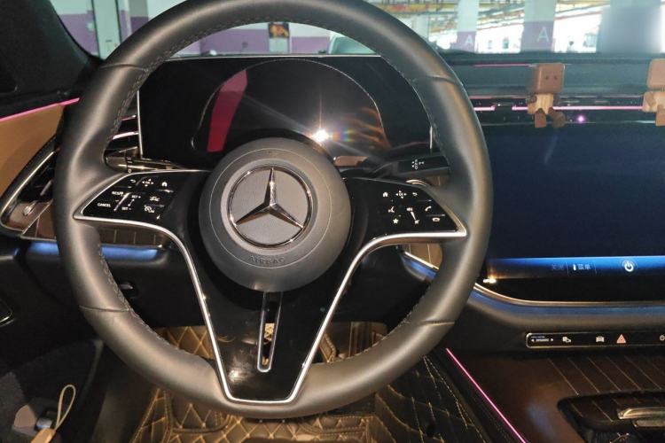 Used Mercedes-Benz E-Class 2024 E 300 L Stylish Model Steering Wheel