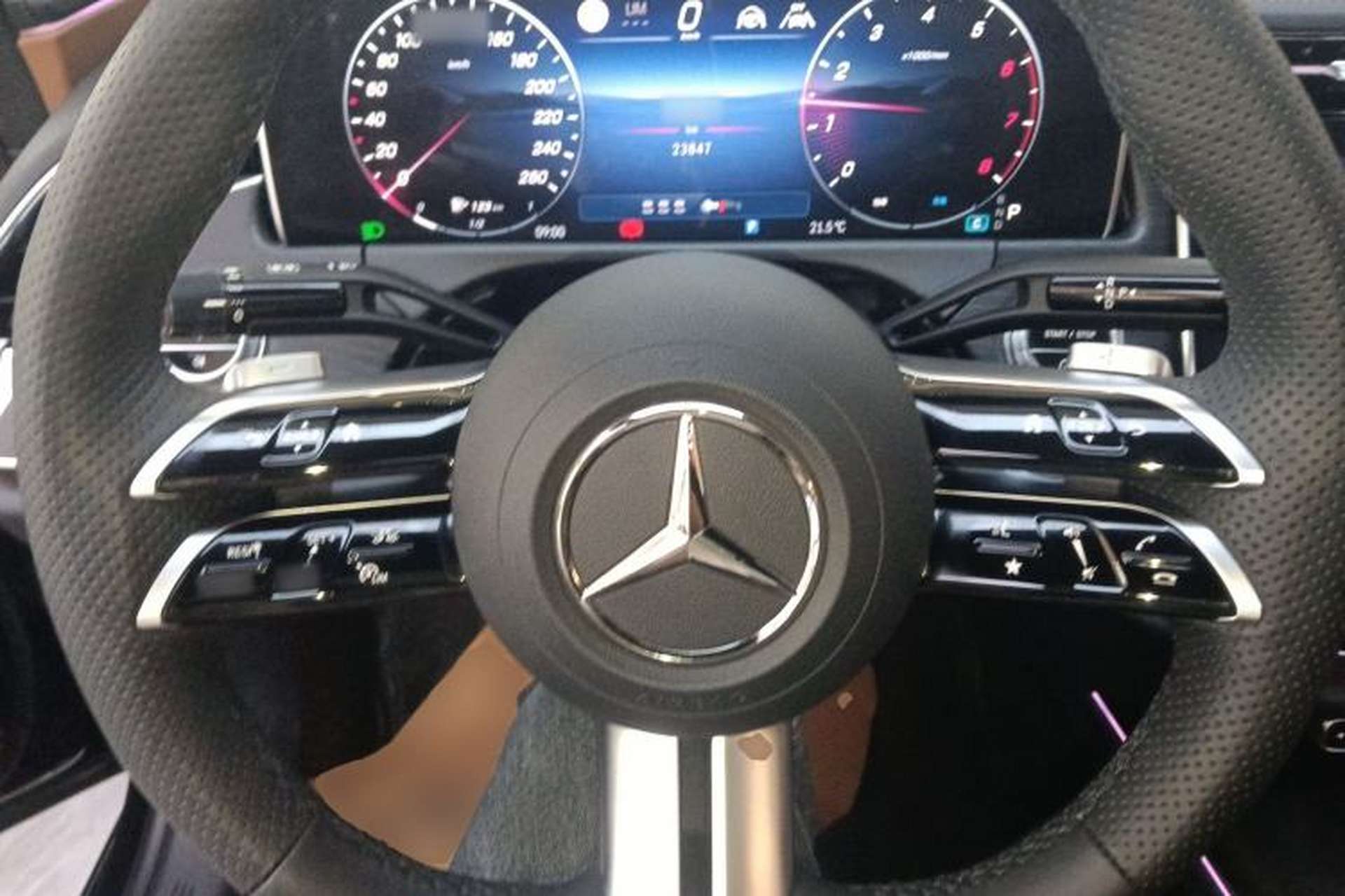 Used Mercedes-Benz E-Class 2024 Facelift E 300 L Fashion Sport Edition Steering Wheel