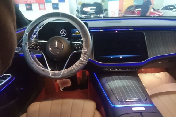 Used Mercedes-Benz E-Class 2024 E 300 L Stylish Model Steering Wheel