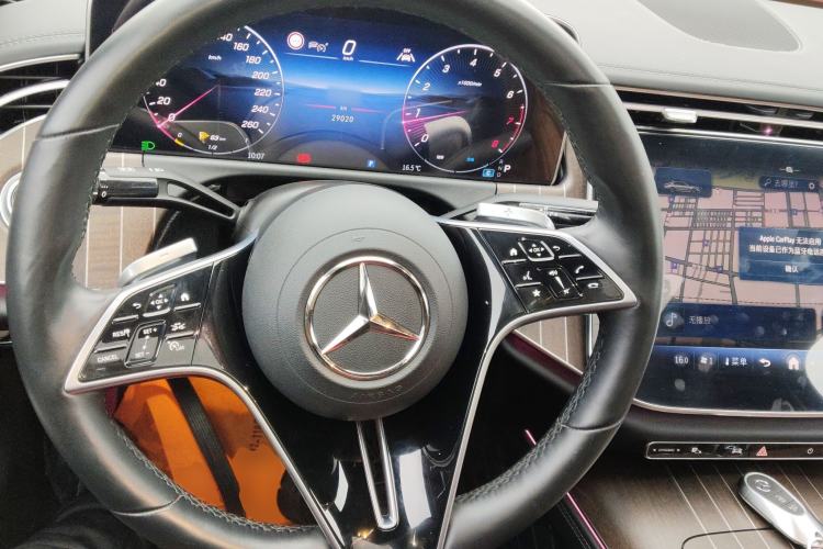 Used Mercedes-Benz E-Class 2024 Refresh E 300 L Stylish Edition Steering Wheel