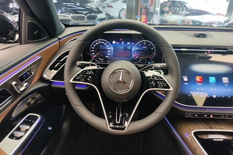 Used Mercedes-Benz E-Class 2024 Facelift E 300 L Luxury Edition Steering Wheel