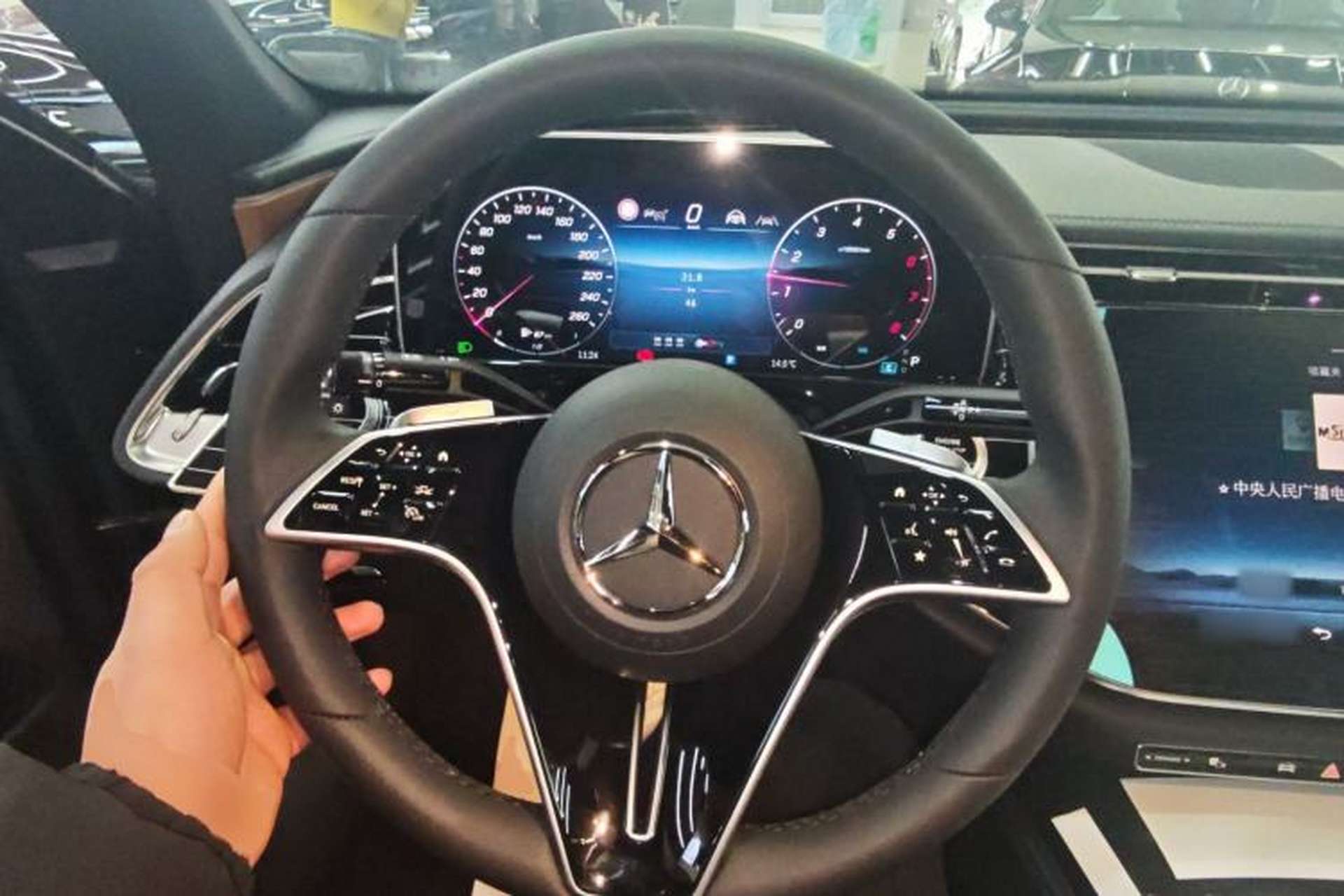 Used Mercedes-Benz E-Class 2024 E 260 L Steering Wheel