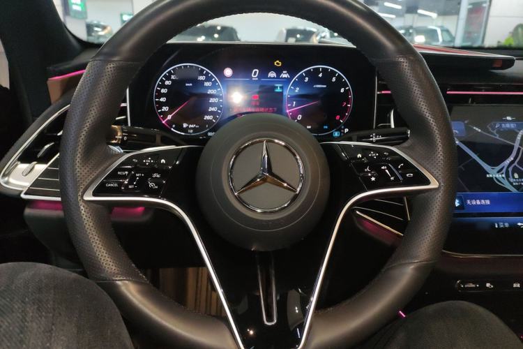 Used Mercedes-Benz E-Class 2024 E 260 L Steering Wheel