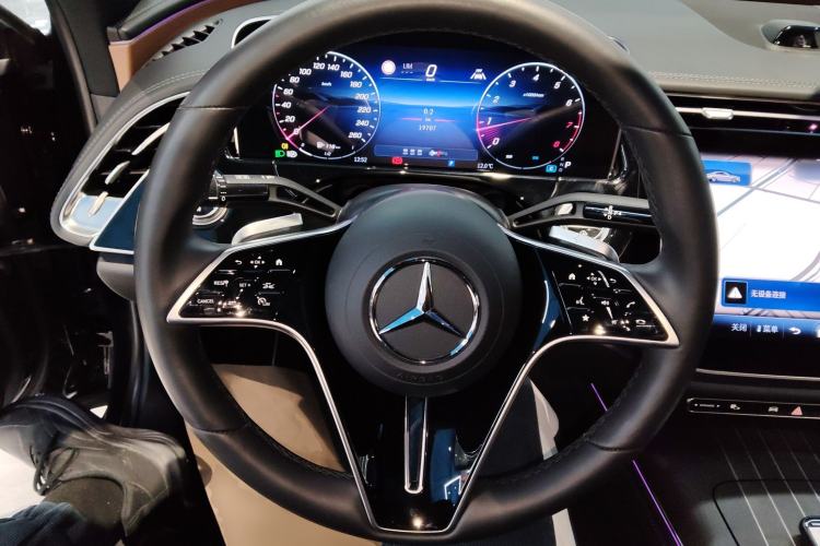 Used Mercedes-Benz E-Class 2024 Facelift E 300 L Luxury Edition Steering Wheel