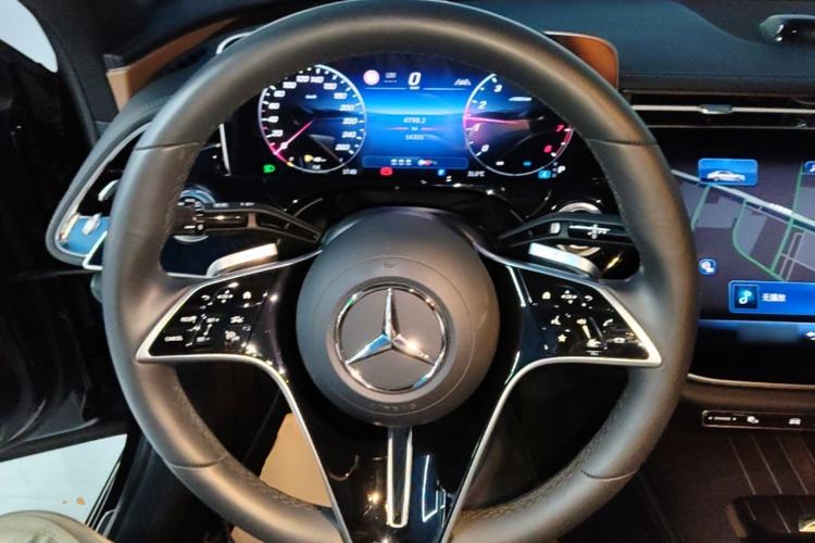 Used Mercedes-Benz E-Class 2024 Facelift E 300 L Luxury Edition Steering Wheel