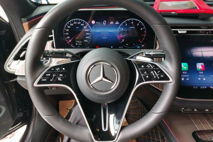 Used Mercedes-Benz E-Class 2024 Refresh E 300 L Stylish Edition Steering Wheel