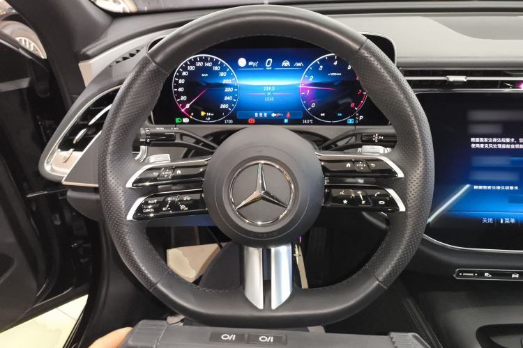 Used Mercedes-Benz E-Class 2024 E 300 L Fashion Sport Model Steering Wheel