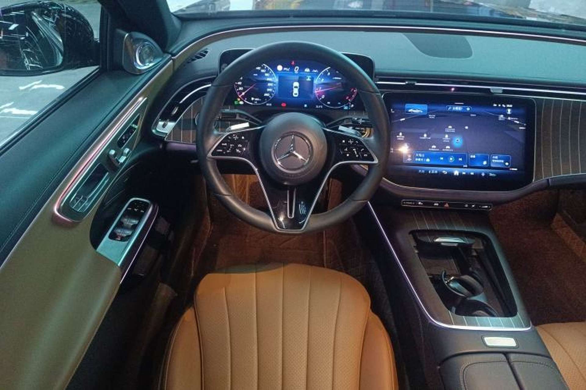 Used Mercedes-Benz E-Class 2024 E 300 L Stylish Model Steering Wheel