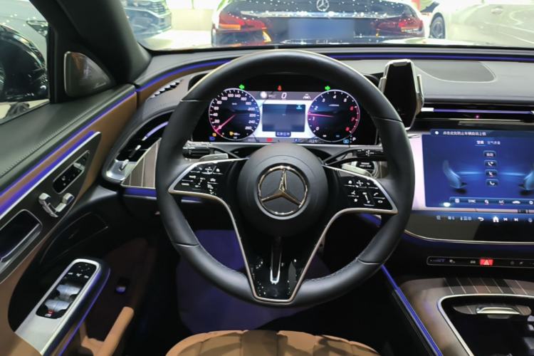 Used Mercedes-Benz E-Class 2024 Refresh E 300 L Stylish Edition Steering Wheel
