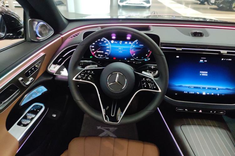 Used Mercedes-Benz E-Class 2024 Facelift E 300 L Luxury Edition Steering Wheel