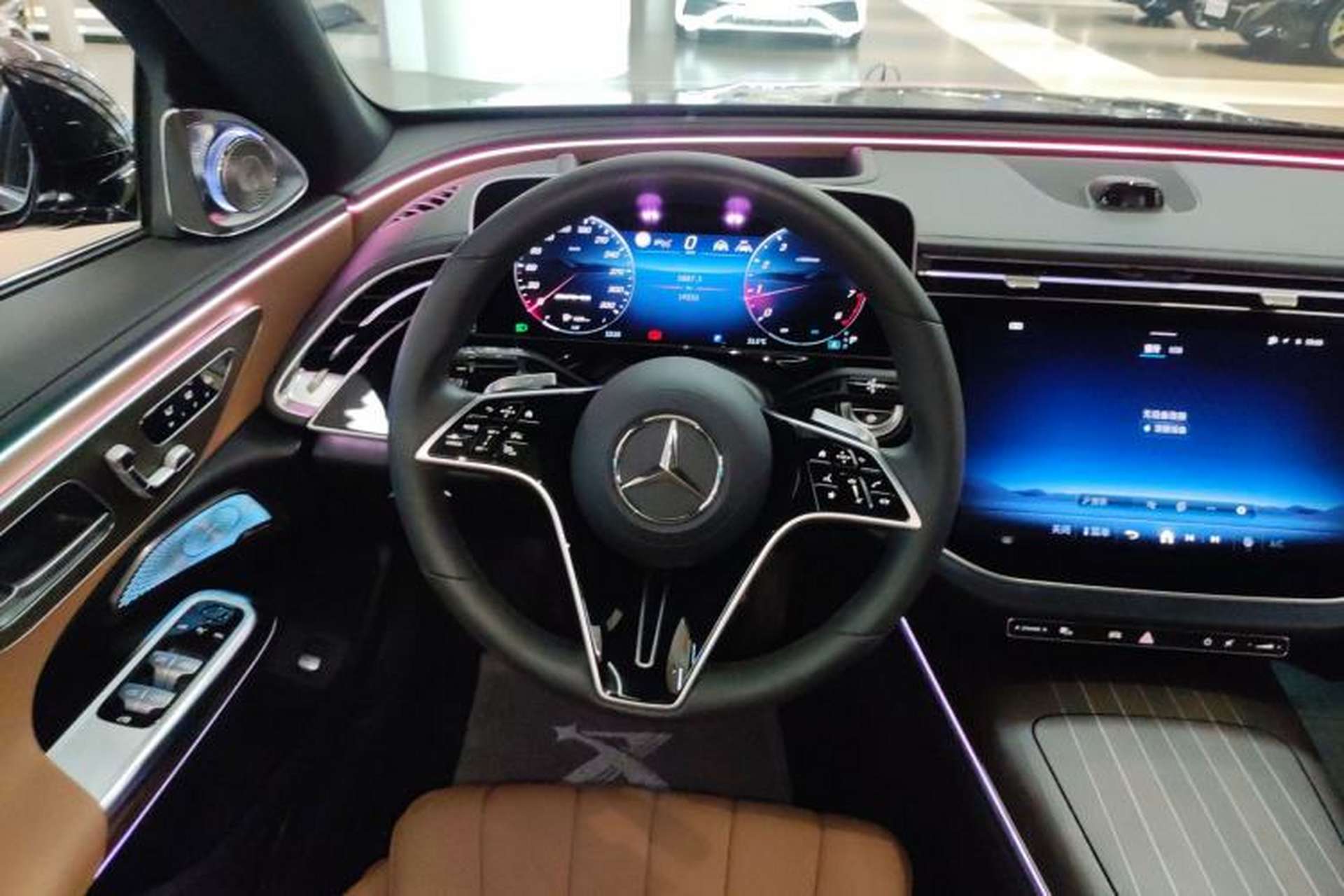 Used Mercedes-Benz E-Class 2024 Facelift E 300 L Luxury Edition Steering Wheel