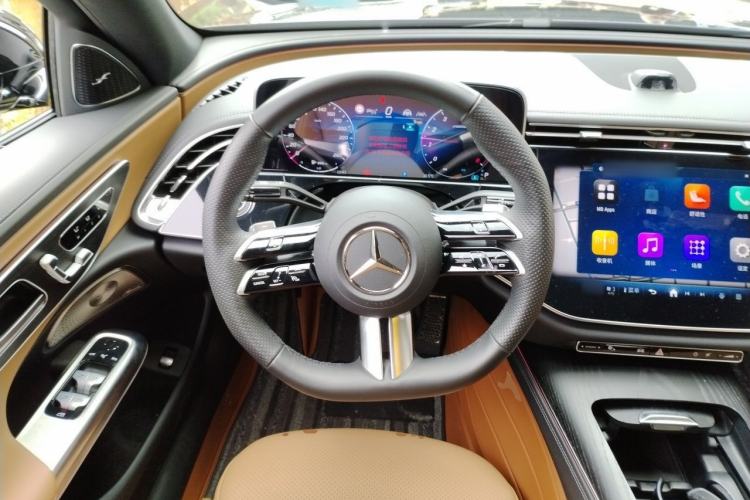 Used Mercedes-Benz E-Class 2024 E 300 L Luxury Sport Model Steering Wheel