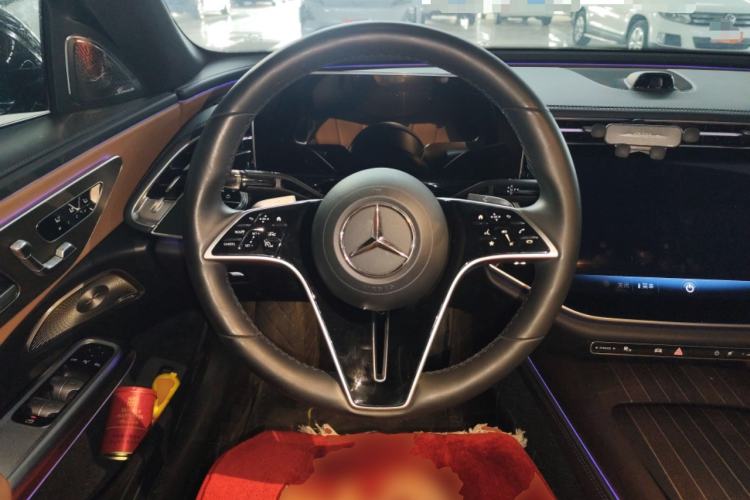 Used Mercedes-Benz E-Class 2024 E 300 L Luxury Model Steering Wheel