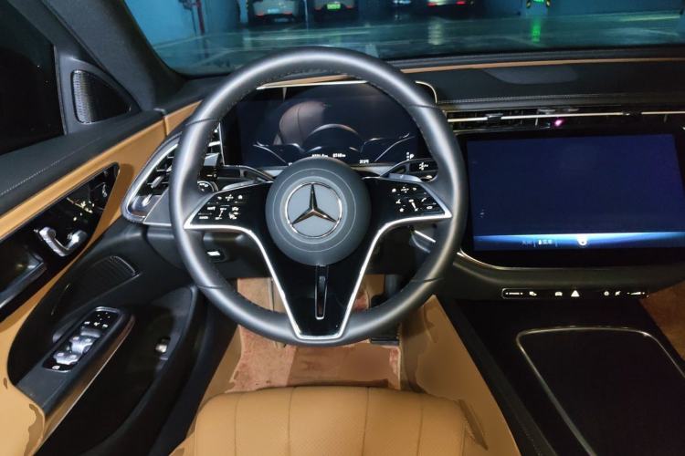 Used Mercedes-Benz E-Class 2024 E 260 Sport Edition Steering Wheel