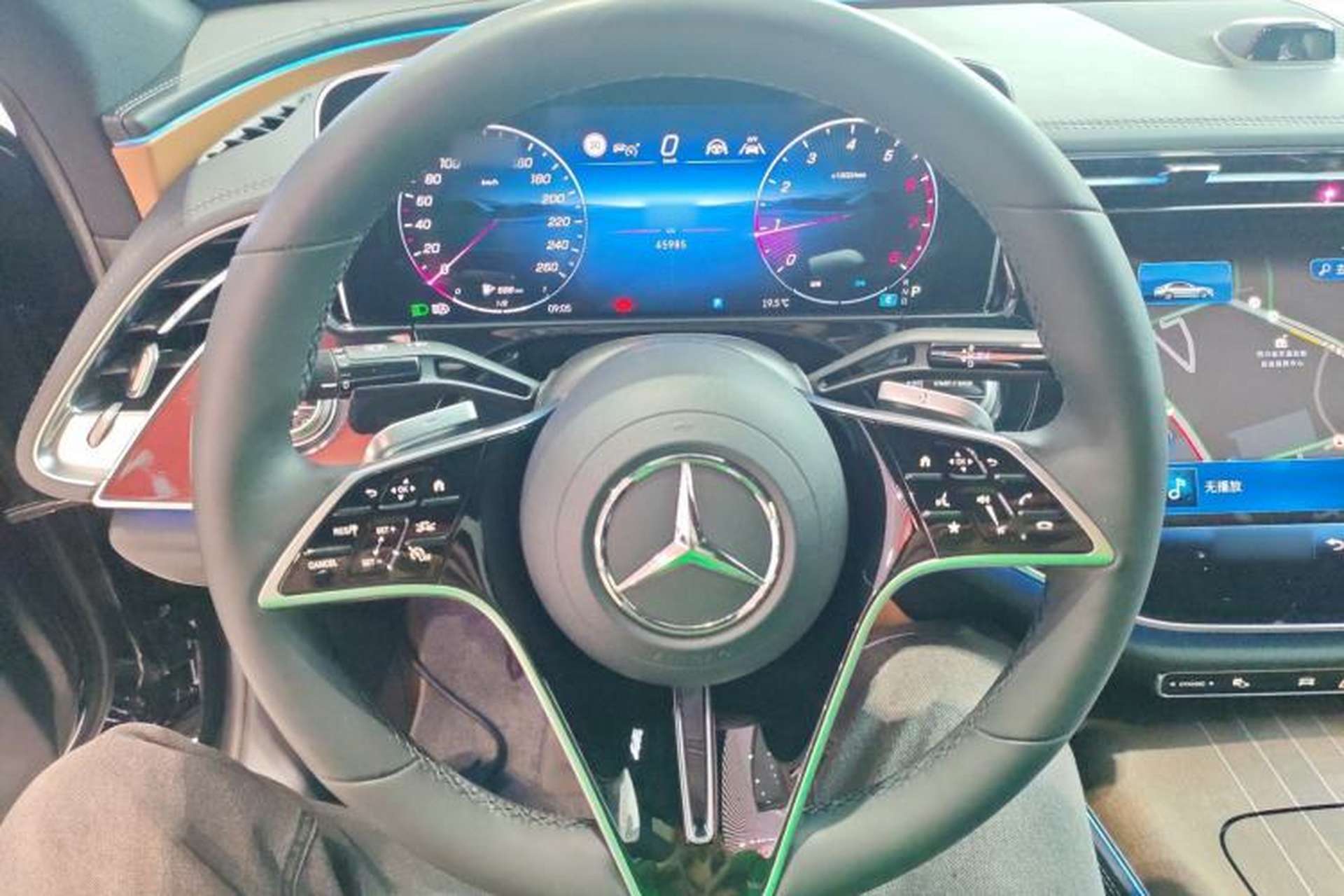 Used Mercedes-Benz E-Class 2024 E 300 L Luxury Model Steering Wheel