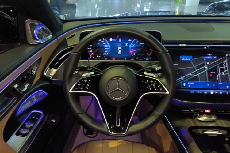 Used Mercedes-Benz E-Class 2024 Refresh E 300 L Stylish Edition Steering Wheel