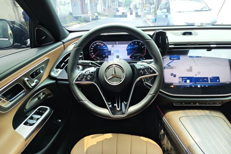 Used Mercedes-Benz E-Class 2024 Facelift E 300 L Luxury Edition Steering Wheel