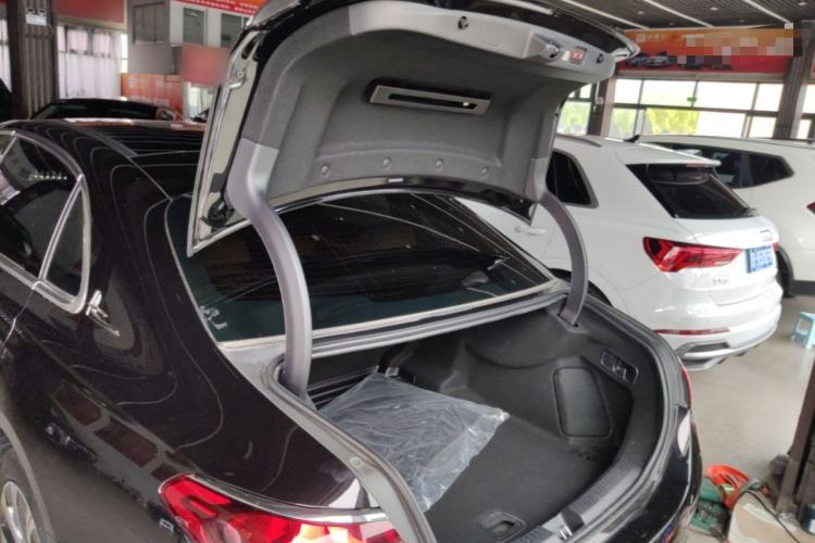 Used Mercedes-Benz E-Class 2024 E 300 L Luxury Model Trunk