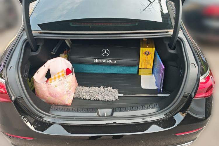 Used Mercedes-Benz E-Class 2024 E 260 L Trunk