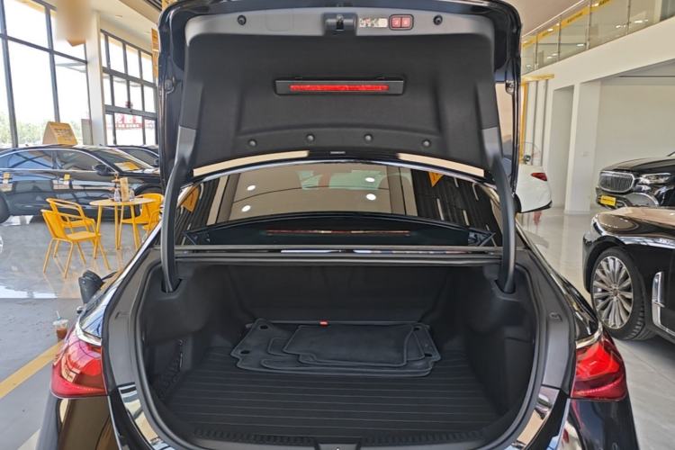 Used Mercedes-Benz E-Class 2024 E 300 L Luxury Model Trunk