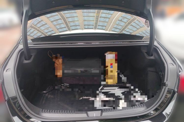 Used Mercedes-Benz E-Class 2024 E 260 L Trunk