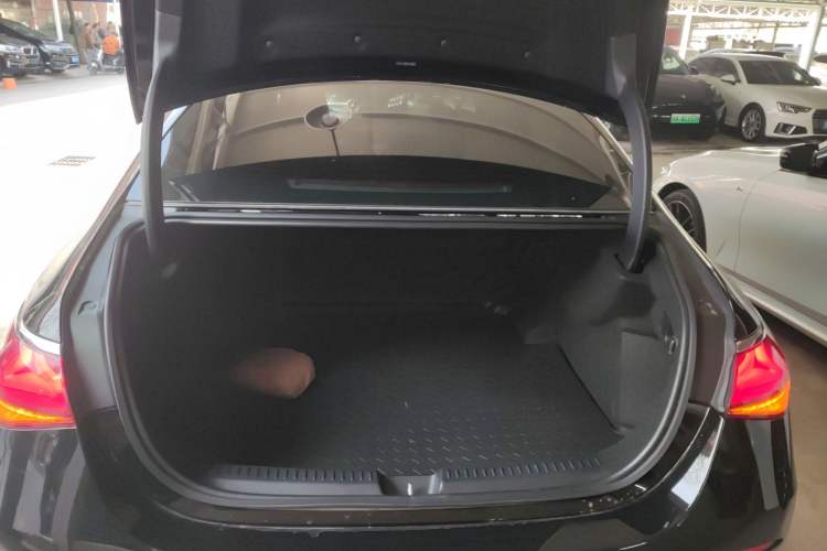 Used Mercedes-Benz E-Class 2024 E 300 L Luxury Model Trunk