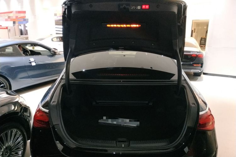 Used Mercedes-Benz E-Class 2024 E 300 L Luxury Model Trunk