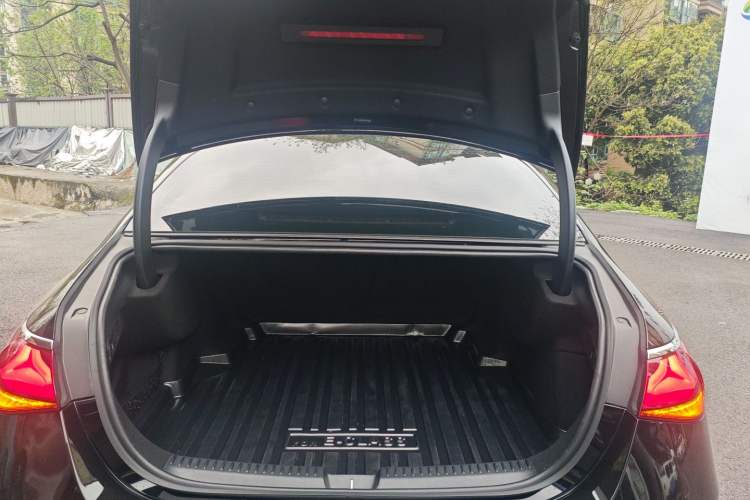 Used Mercedes-Benz E-Class 2024 E 300 L Stylish Model Trunk