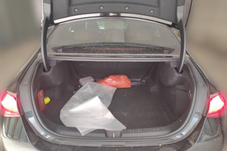 Used Mercedes-Benz E-Class 2024 Refresh E 300 L Stylish Edition Trunk