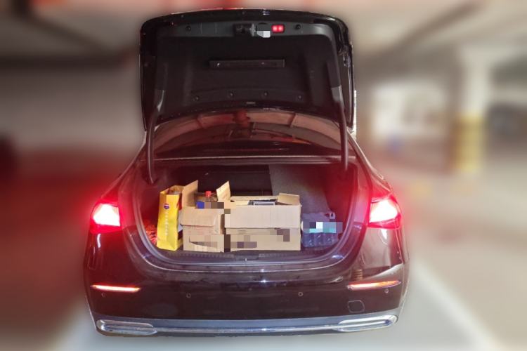 Used Mercedes-Benz E-Class 2024 E 300 L Luxury Model Trunk